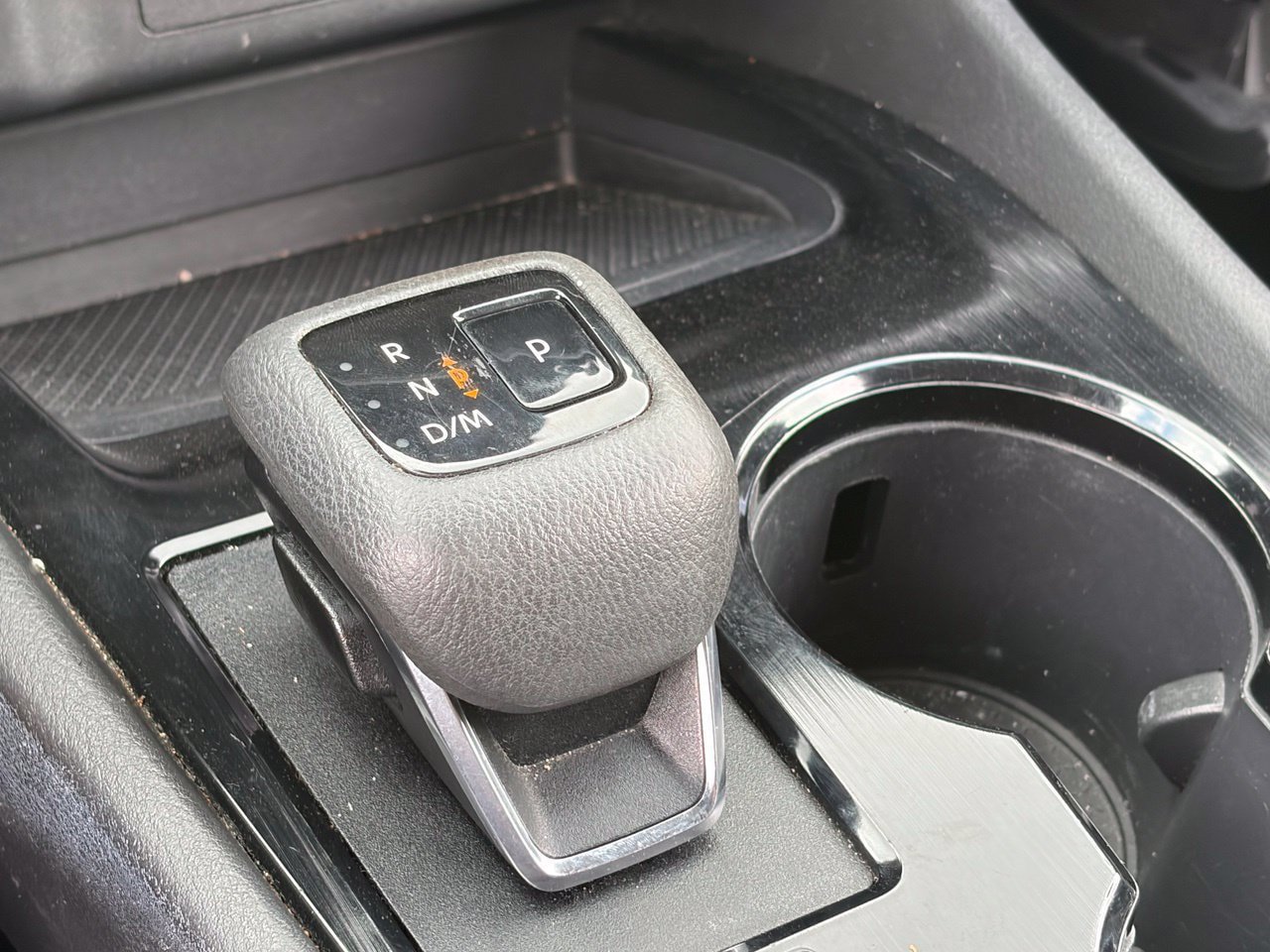 Used 2023 Nissan Rogue SV FWD image 7