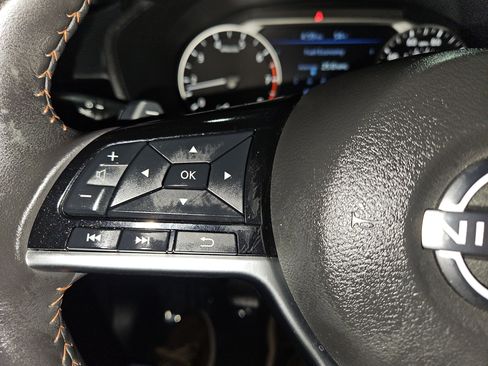 Used 2024 Nissan Altima 2.5 SR w/ SR Premium Package image 11