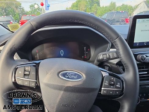 Used 2024 Ford Escape Active AWD/4WD image 16