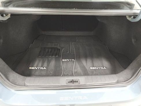 Used 2024 Nissan Sentra SR w/ SR Premium Package FWD image 36