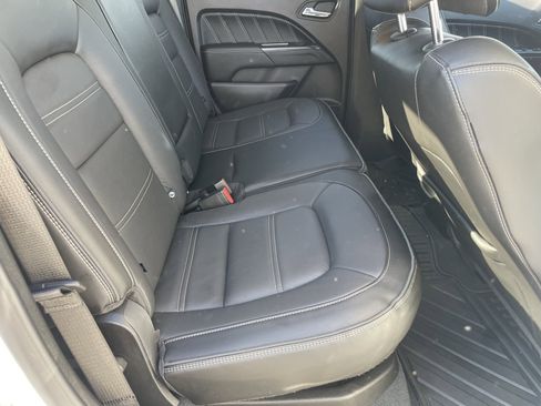 Used 2021 GMC Canyon Denali image 11