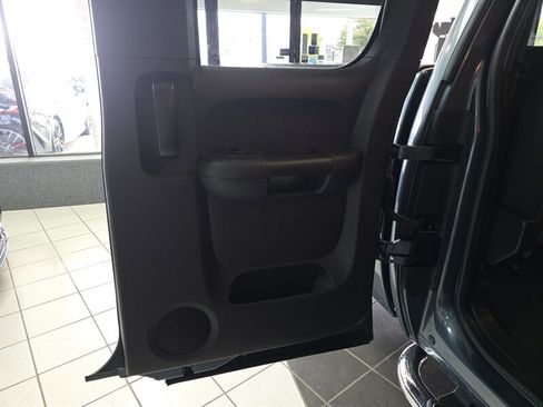 Used 2010 Chevrolet Silverado 1500 LT w/ Power Pack Plus image 15