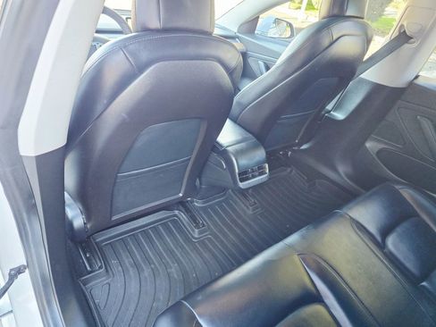 Used 2020 Tesla Model 3 Standard Range Plus image 36