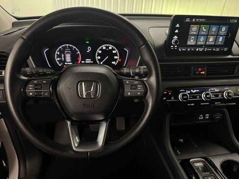 Used 2023 Honda Pilot EX-L image 14