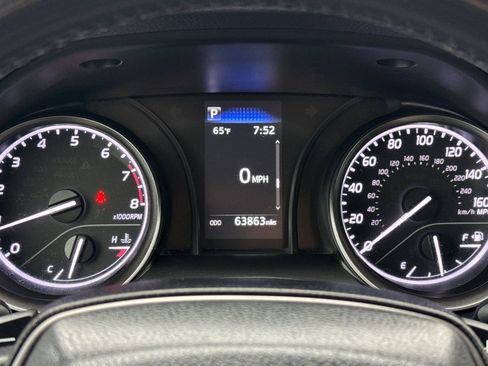 Used 2023 Toyota Camry SE FWD image 23