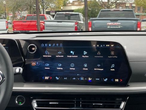 New 2026 Chevrolet Traverse LT w/ Driver Confidence Package FWD image 11