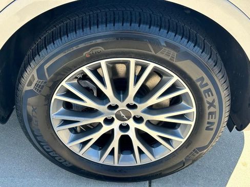 Used 2024 Genesis GV80 2.5T AWD/4WD image 23