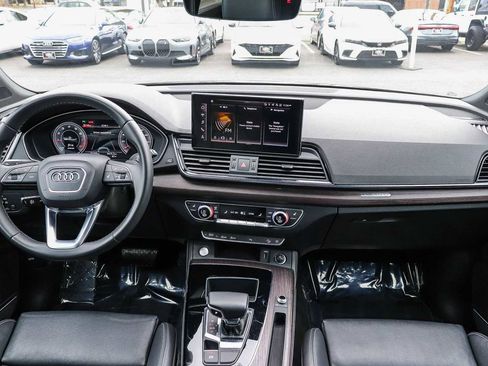 Used 2023 Audi Q5 2.0T Premium Plus w/ Premium Plus Package AWD/4WD image 13