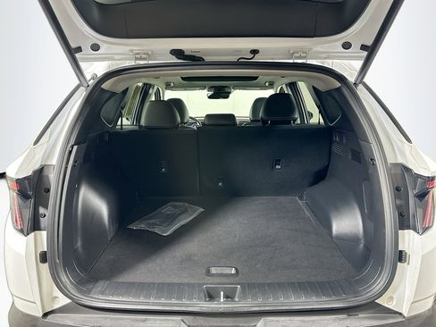 Certified 2024 Hyundai Tucson Limited image 28