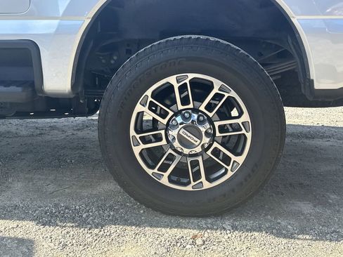 Used 2024 Ford F350 Limited w/ FX4 Off-Road Package image 20