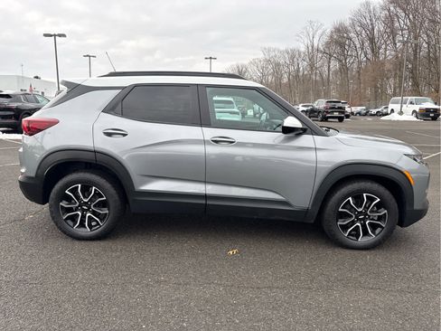 Certified 2023 Chevrolet TrailBlazer ACTIV image 8