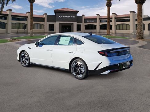 New 2026 Hyundai Sonata SEL image 6
