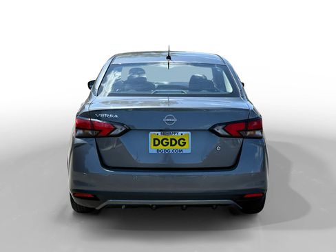 Used 2025 Nissan Versa S FWD image 4