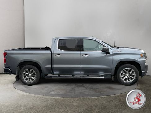 Used 2020 Chevrolet Silverado 1500 High Country w/ Z71 Off-Road Package AWD/4WD image 8