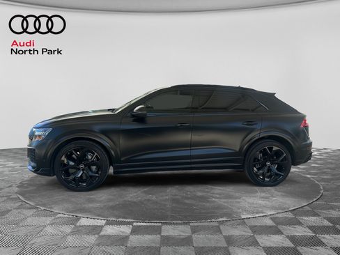 Used 2022 Audi RS Q8 w/ Black Optic Package AWD/4WD image 2