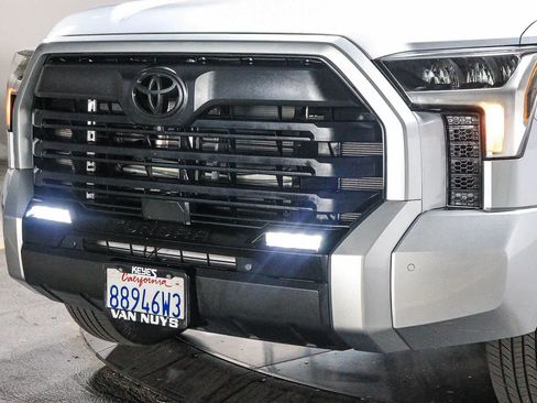 Used 2024 Toyota Tundra Limited AWD/4WD image 5