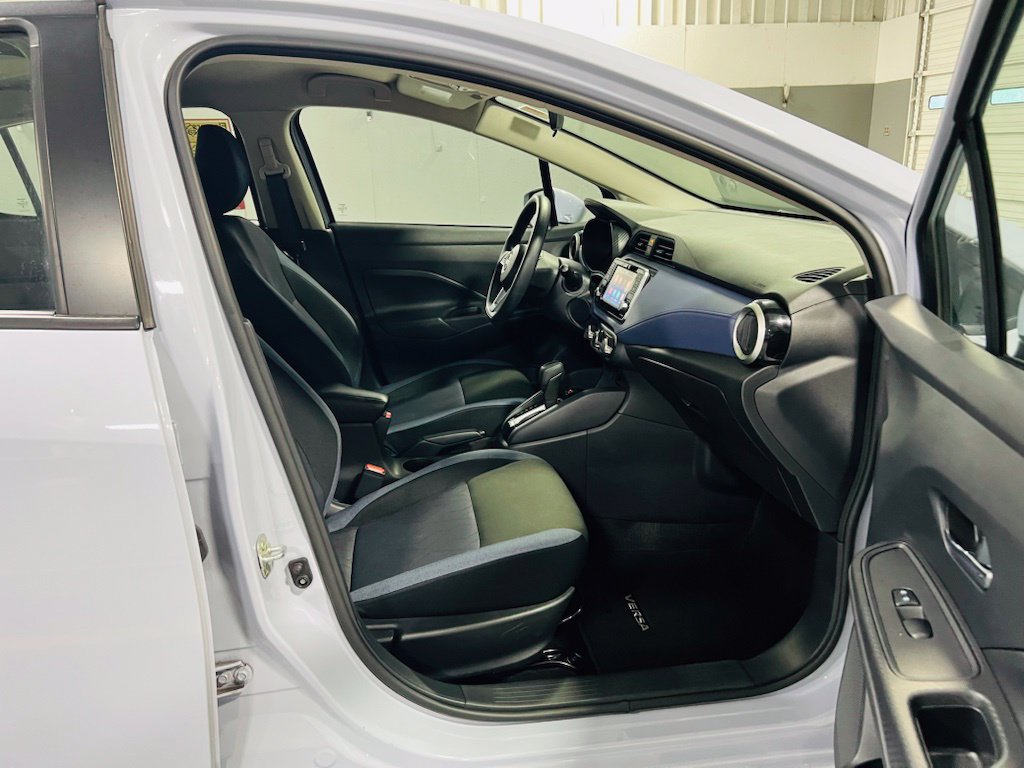 Used 2024 Nissan Versa SV w/ Trunk Package FWD image 32