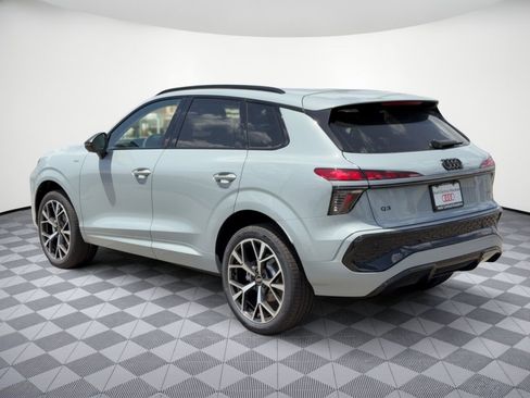 New 2026 Audi Q3 quattro 2.0T AWD/4WD image 3