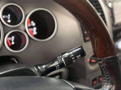 Used 2014 Toyota Sequoia Platinum image 48