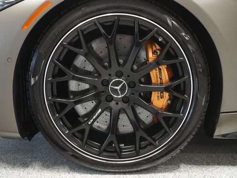 Used 2025 Mercedes-Benz SL 63 AMG S e Performance 4MATIC image 11