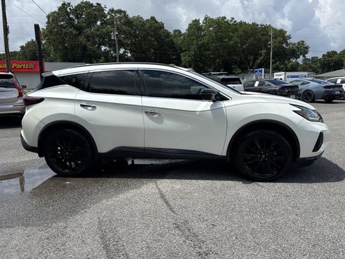 Used 2024 Nissan Murano SV w/ SV Midnight Edition Package FWD image 6