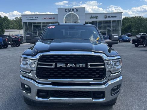 Used 2024 RAM 2500 Big Horn AWD/4WD image 2