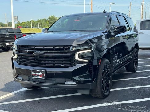 Used 2021 Chevrolet Tahoe Premier AWD/4WD image 11