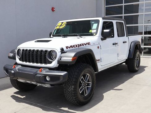 Used 2025 Jeep Gladiator Mojave w/ Safety Group AWD/4WD image 1