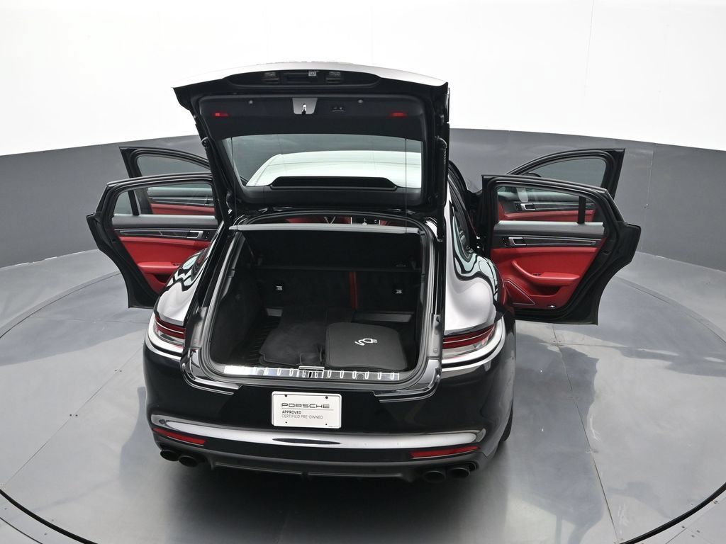 Certified 2021 Porsche Panamera Turbo S AWD/4WD image 28