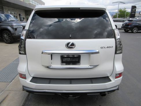 Used 2023 Lexus GX 460 Luxury w/ Sport Design Package AWD/4WD image 7