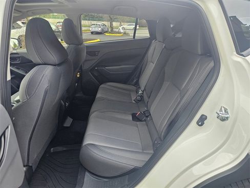 Used 2025 Subaru Crosstrek 2.0i Premium image 17