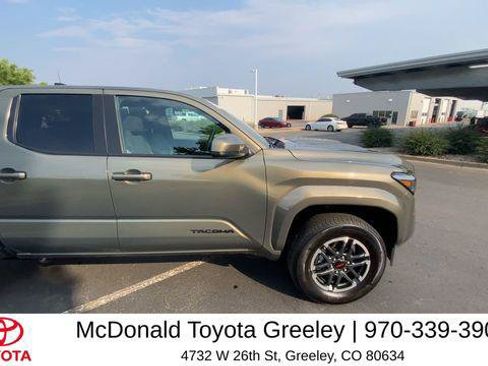 Certified 2025 Toyota Tacoma TRD Sport AWD/4WD image 2