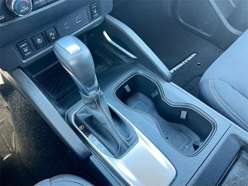 Used 2024 Nissan Frontier SV w/ SV Convenience Package image 16