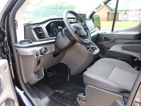Used 2025 Ford Transit 350 XLT RWD image 21