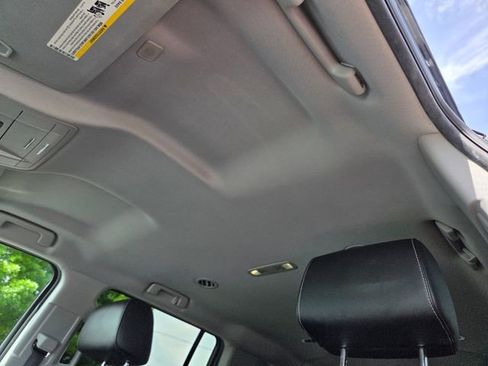 Used 2019 Chevrolet Suburban LT AWD/4WD image 11