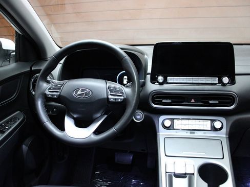 Used 2023 Hyundai Kona Limited w/ Cargo Package image 26