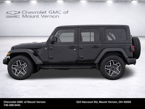 Used 2026 Jeep Wrangler Unlimited Sahara AWD/4WD image 38