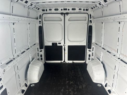 Used 2023 RAM ProMaster 2500 image 9