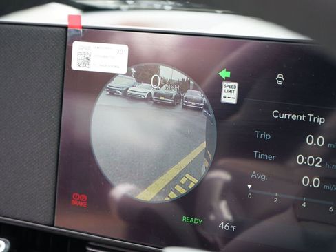 Used 2025 Hyundai Ioniq 5 Limited image 25