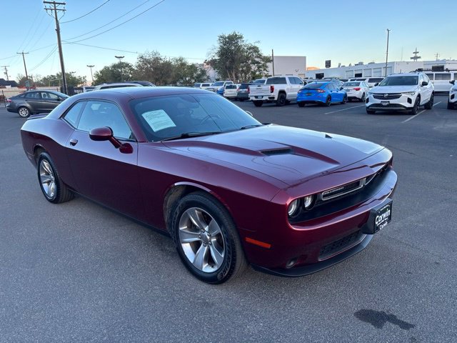 Used 2020 Dodge Challenger SXT RWD image 3