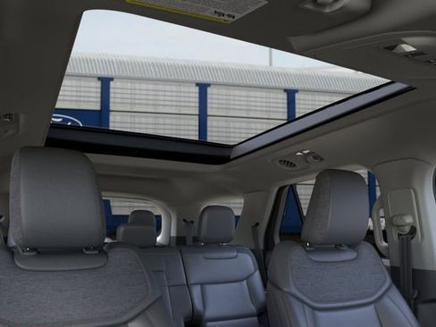 New 2026 Ford Explorer Active w/ Active Comfort Package AWD/4WD image 22