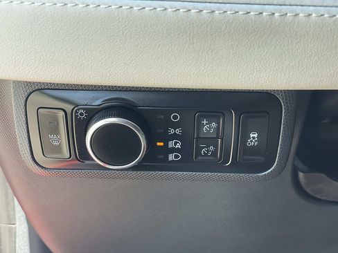 Used 2023 Ford Mustang Mach-E Premium RWD image 19