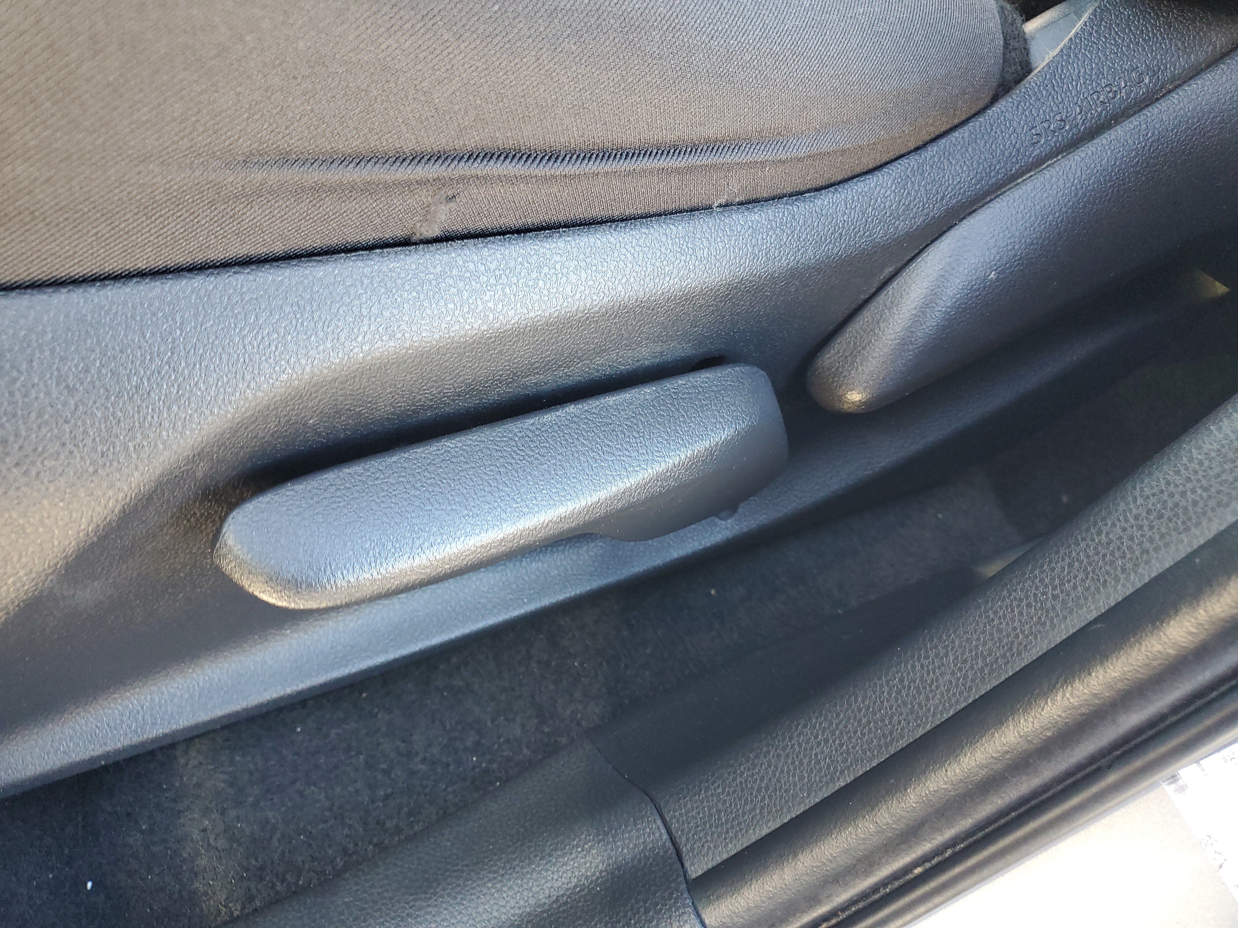 Certified 2025 Toyota RAV4 LE AWD/4WD image 18