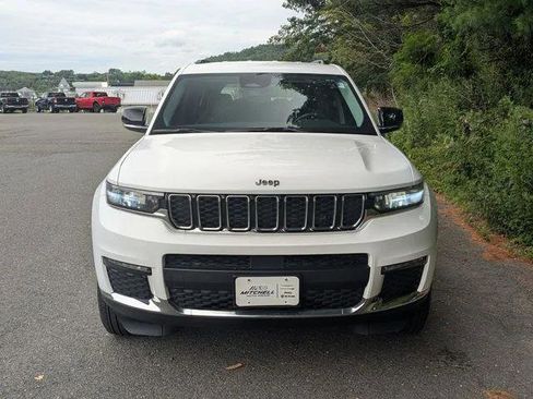 Certified 2021 Jeep Grand Cherokee L Limited image 3