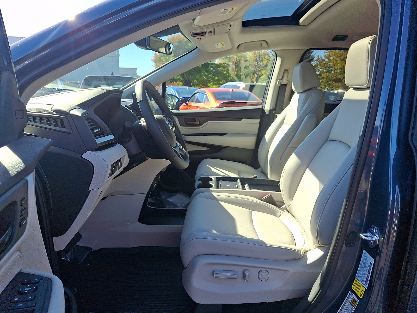 New 2027 Honda Odyssey EX-L image 6