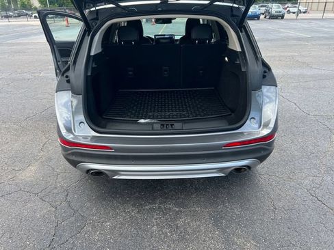 Used 2024 Lincoln Corsair AWD image 25