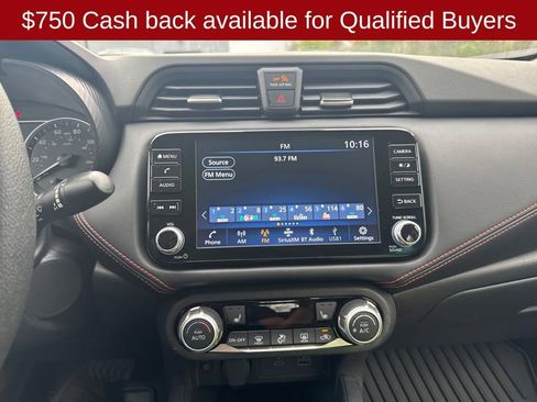 New 2025 Nissan Versa SR w/ Trunk Package image 17