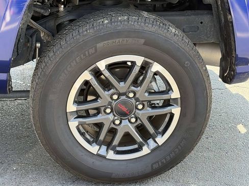Used 2025 Toyota Tacoma TRD Sport RWD image 12