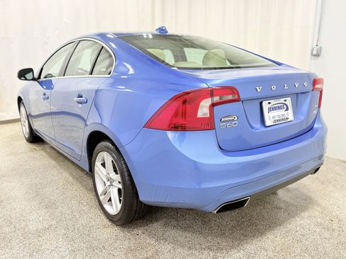 Used 2014 Volvo S60 T5 image 6