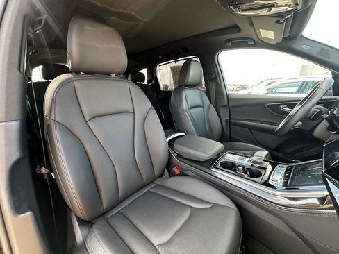 Used 2022 Audi Q7 3.0T Prestige image 30